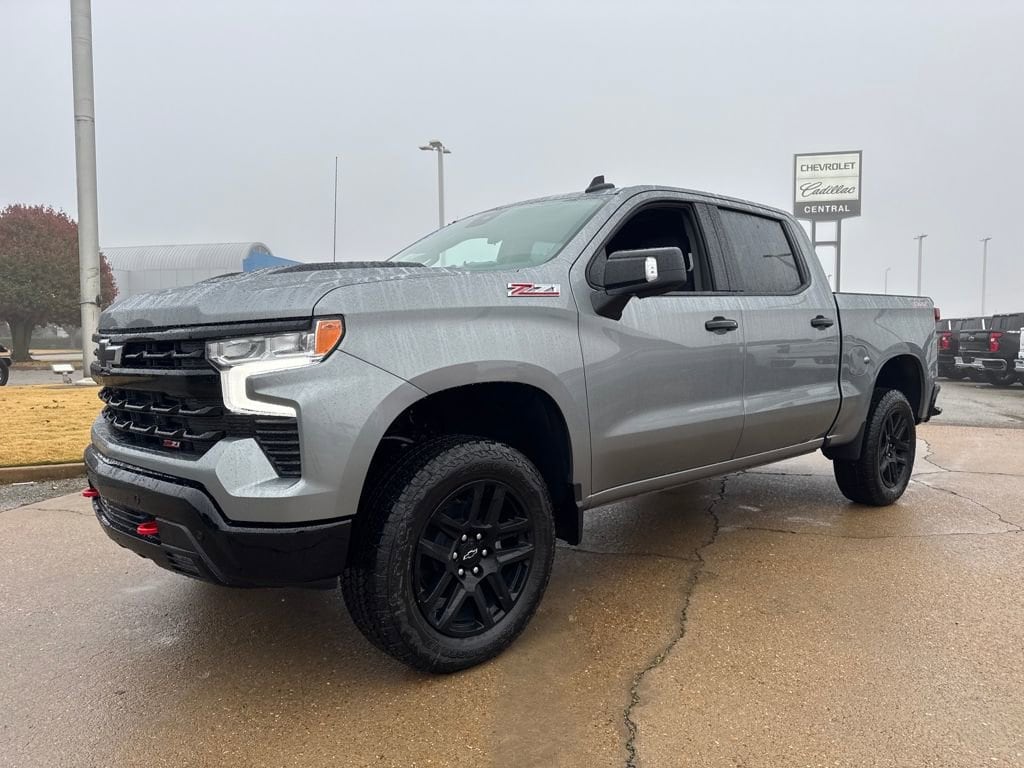 2026 Chevrolet Silverado LT's photo