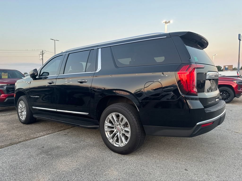 2022 Gmc Yukon XL SLT photo 2