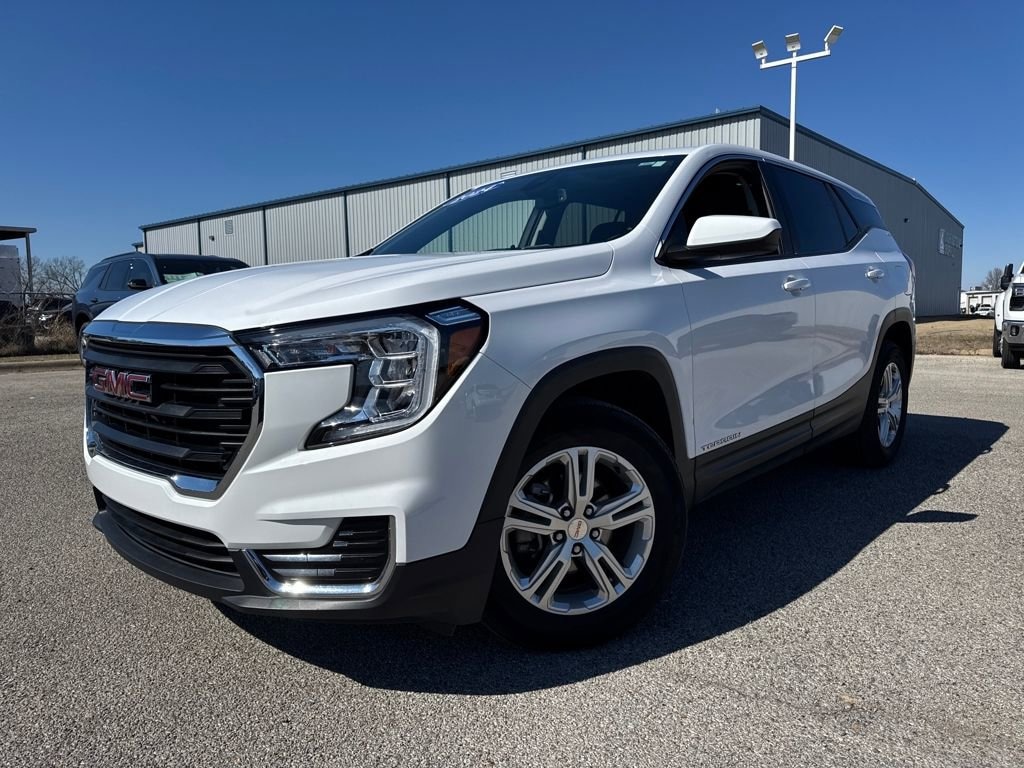 Used 2024 GMC Terrain SLE SUV