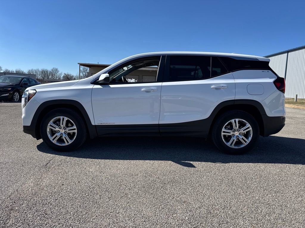 Used 2024 GMC Terrain SLE SUV