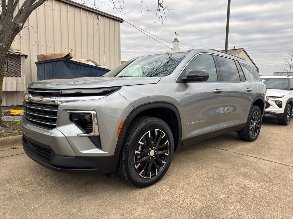 2026 Chevrolet Traverse LT's photo