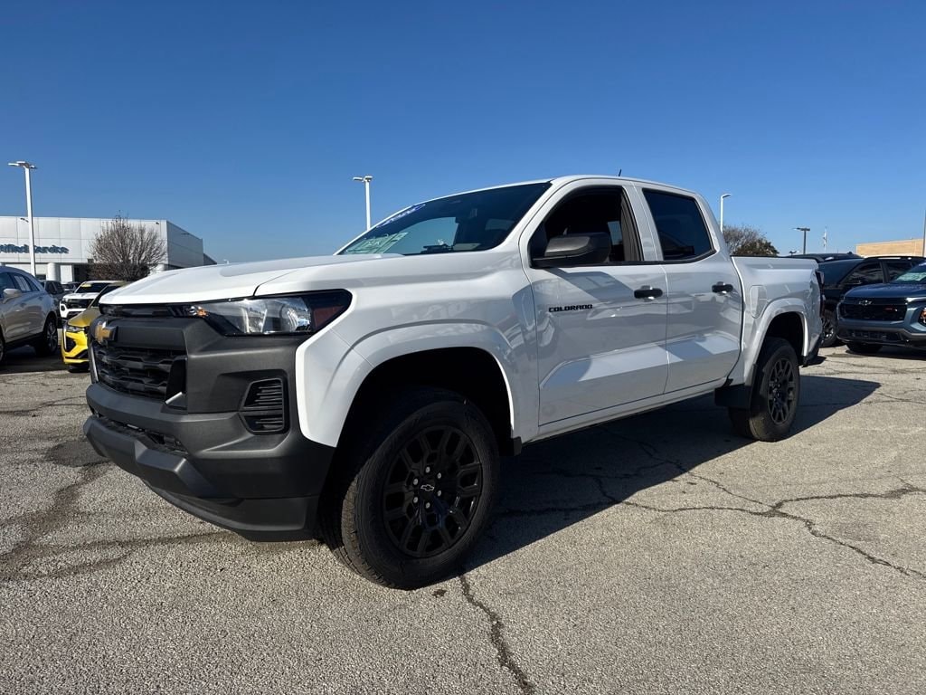 2026 Chevrolet Colorado Work Truck's photo