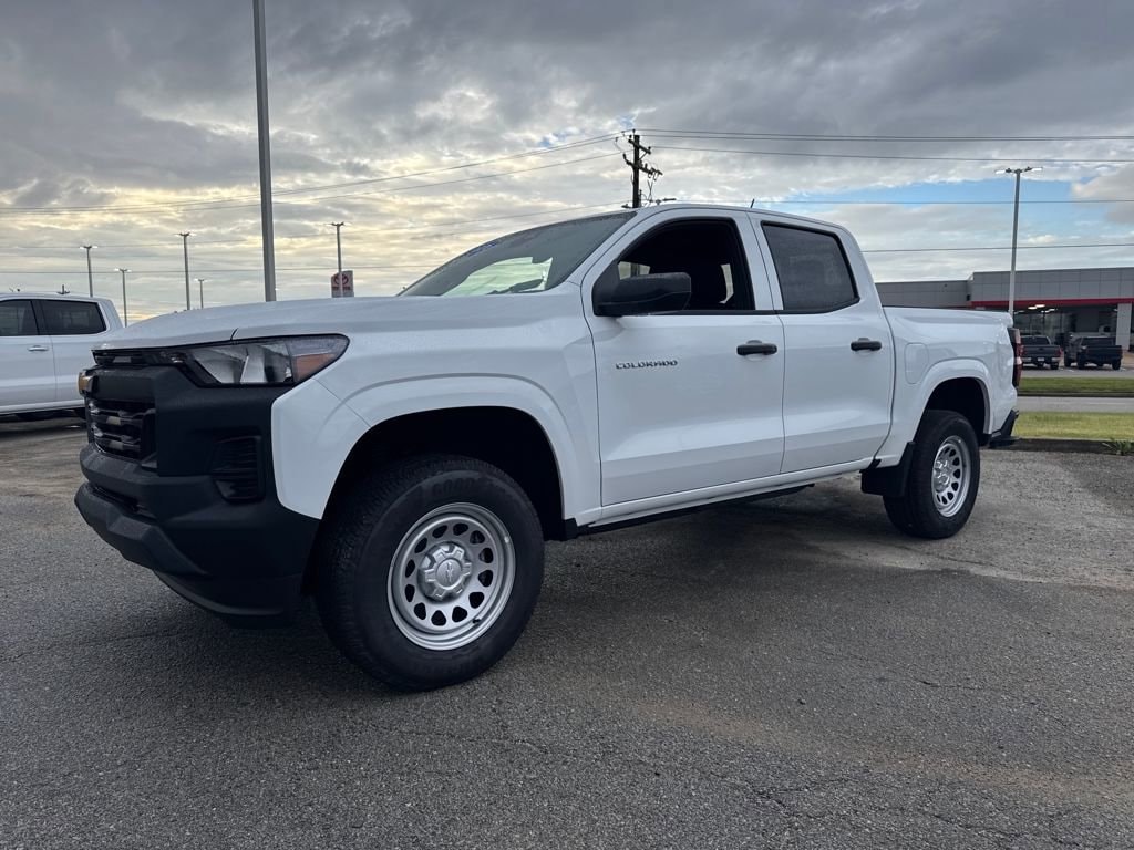 2026 Chevrolet Colorado Work Truck's photo