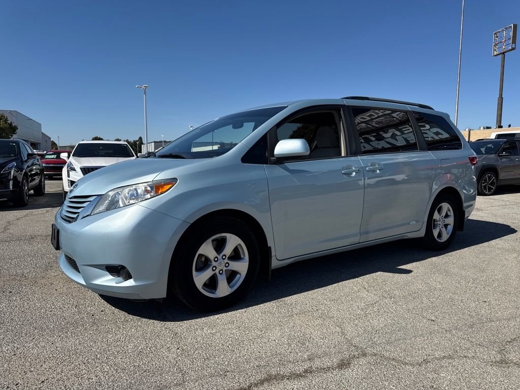 2017 Toyota Sienna