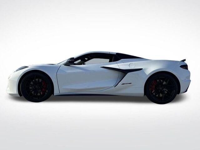 2024 Chevrolet Corvette Z06 3LZ photo 2