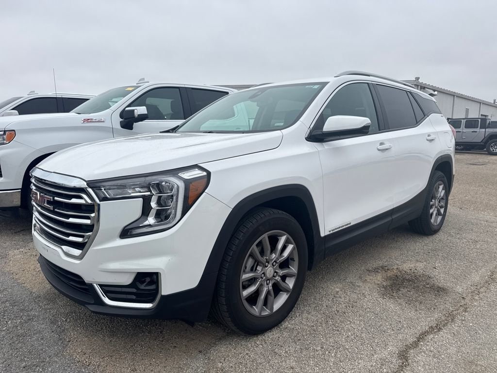 2024 GMC Terrain SLT's photo