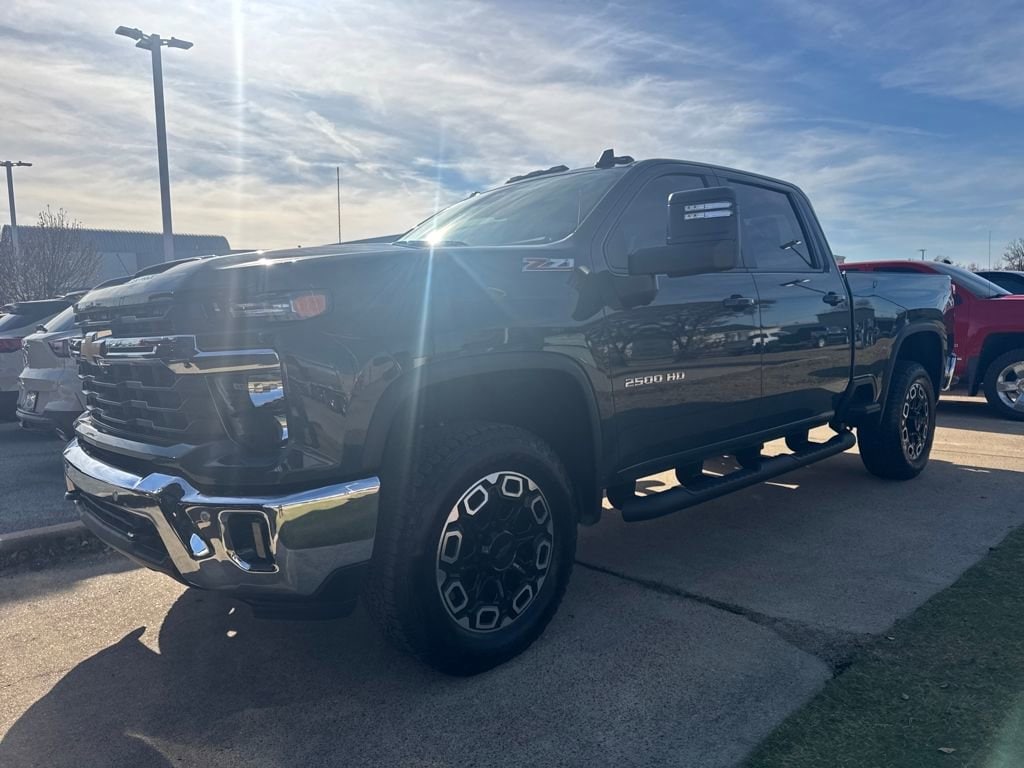 2026 Chevrolet Silverado 2500HD LT's photo