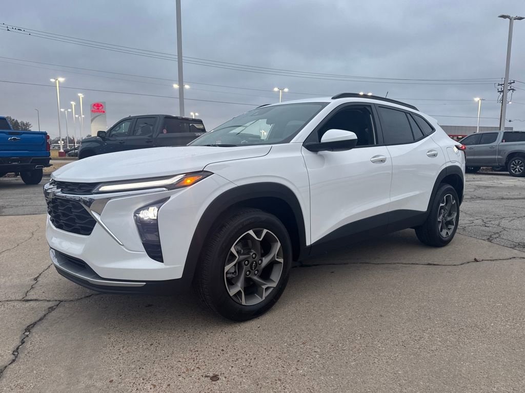 2026 Chevrolet Trax LT's photo