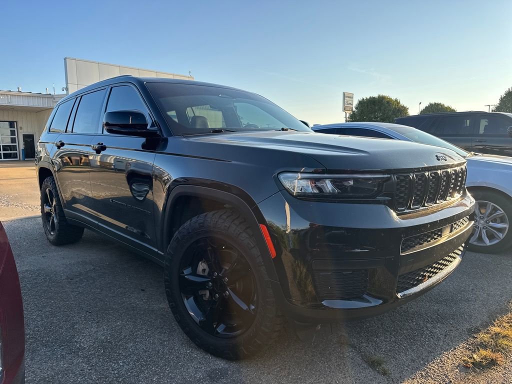 2021 Jeep Grand Cherokee Altitude photo 3