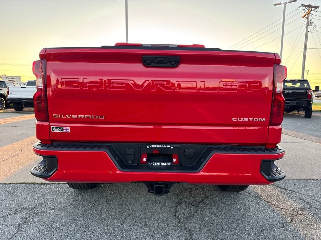 New 2025 Chevrolet Silverado 1500 Custom Truck