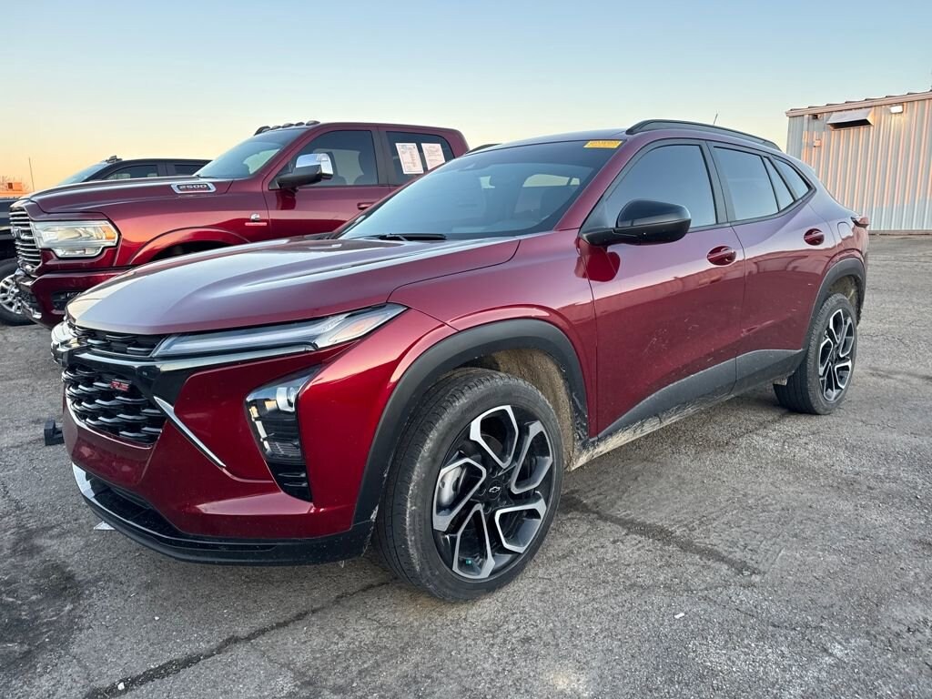 Used 2024 Chevrolet Trax 2RS SUV