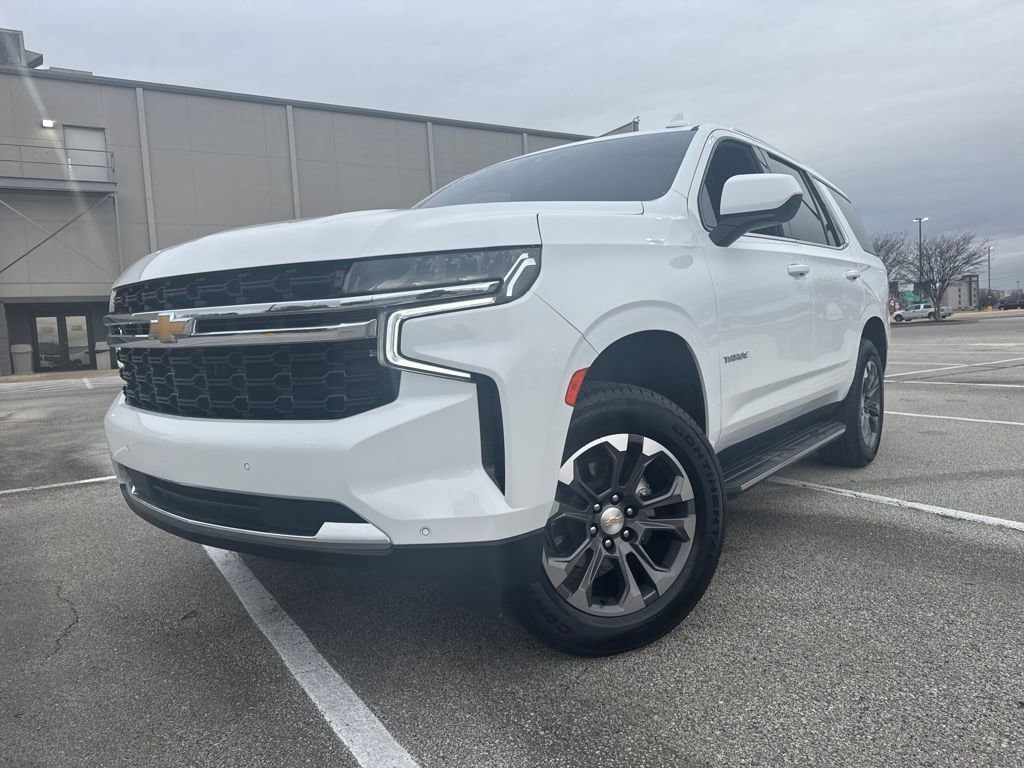 2023 Chevrolet Tahoe LS's photo