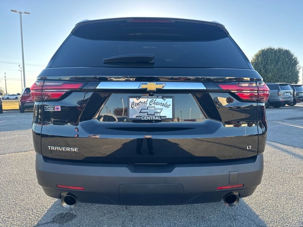 Used 2023 Chevrolet Traverse LT Leather SUV