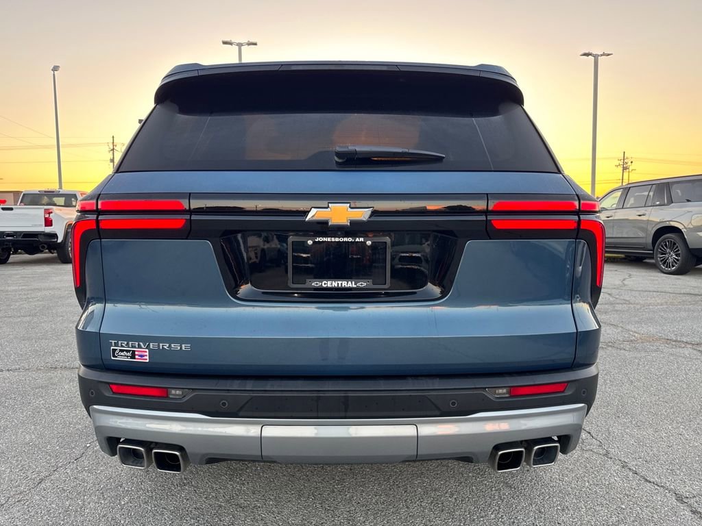 2025 Chevrolet Traverse 1LT photo 4