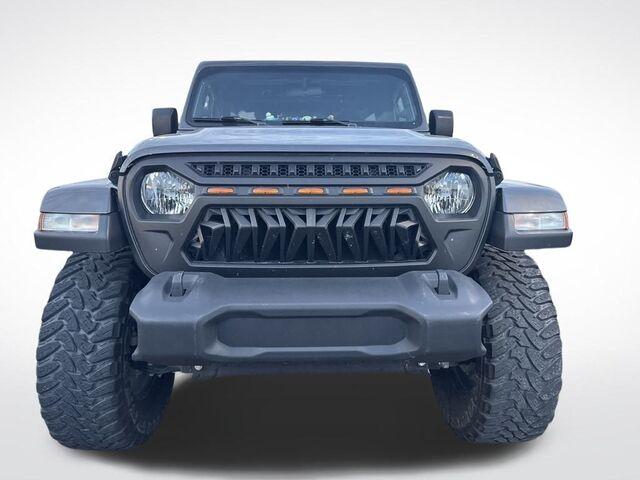 2021 Jeep Wrangler Unlimited Sahara photo 2