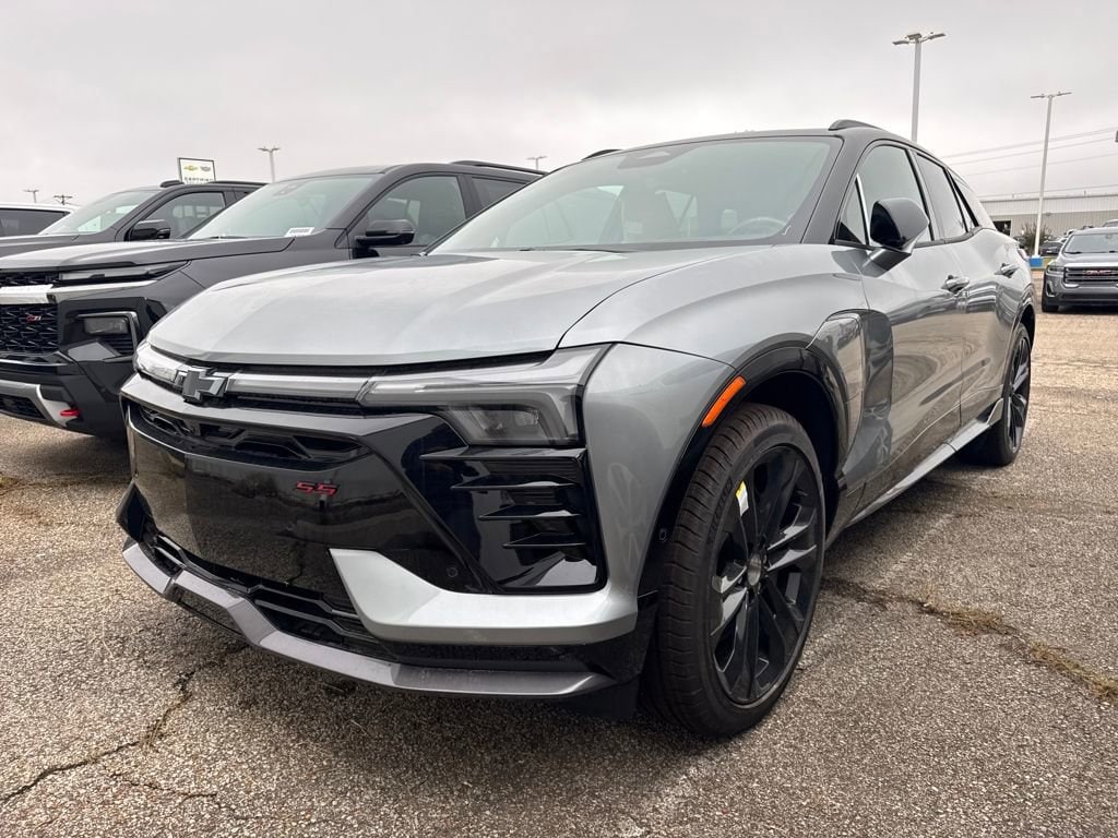 2026 Chevrolet Blazer EV SS's photo