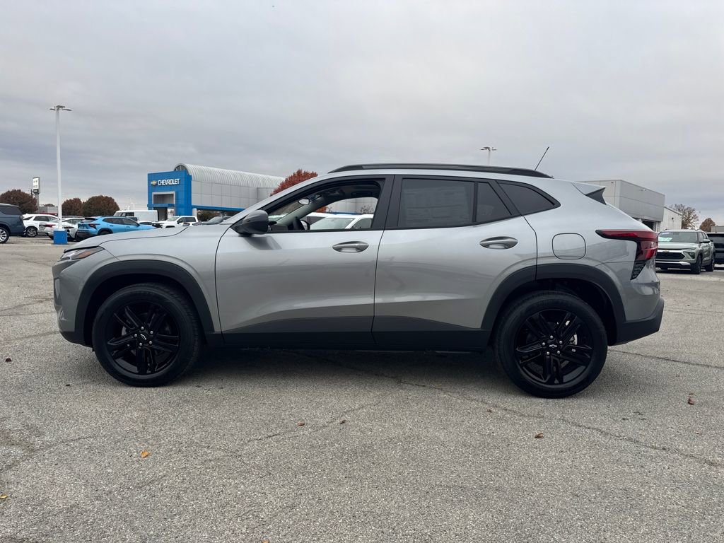 2026 Chevrolet Trax ACTIV photo 2