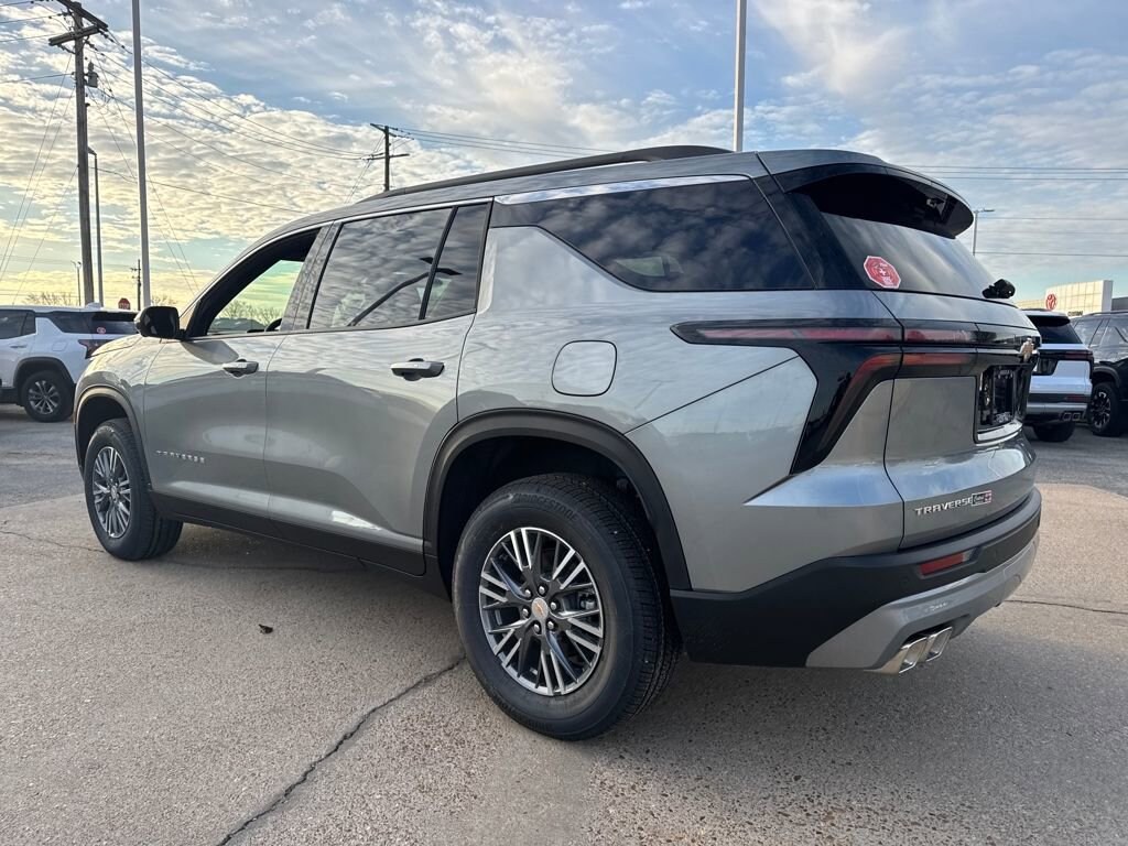 New 2026 Chevrolet Traverse LT SUV
