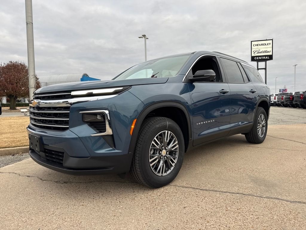 2026 Chevrolet Traverse LT's photo