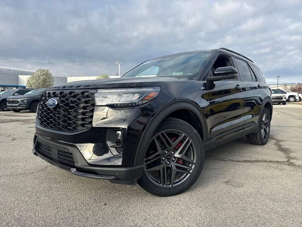 Used 2025 Ford Explorer ST-Line