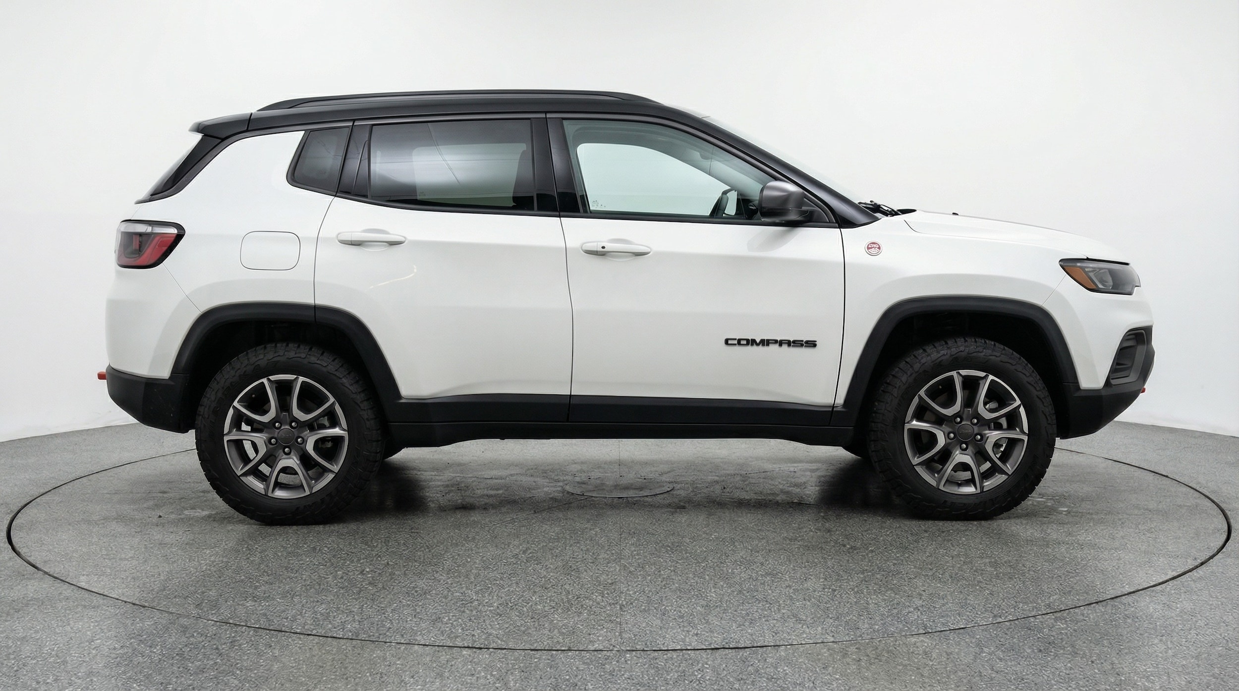 Thumbnail: 2025 Jeep Compass - 8