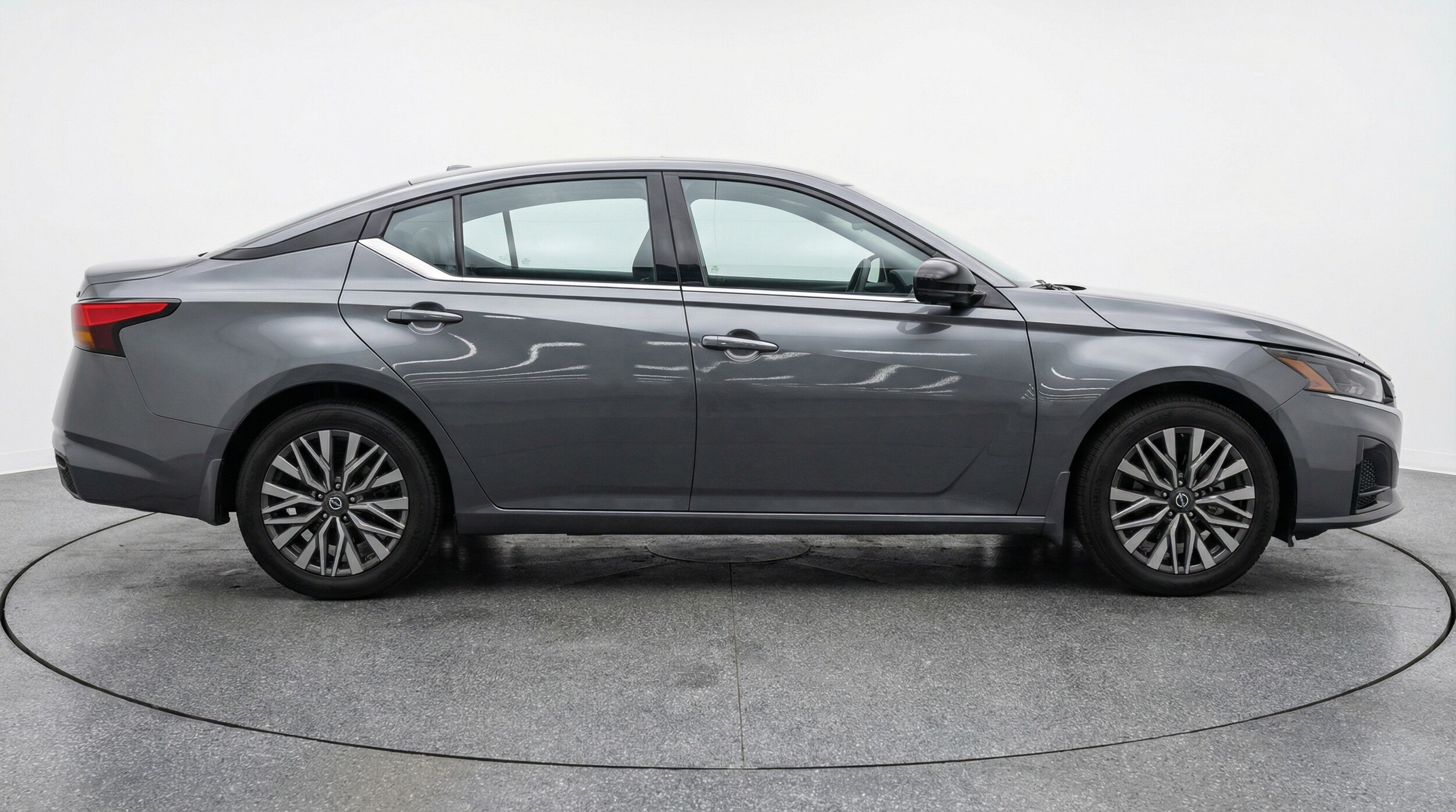 Thumbnail: 2025 Nissan Altima - 8