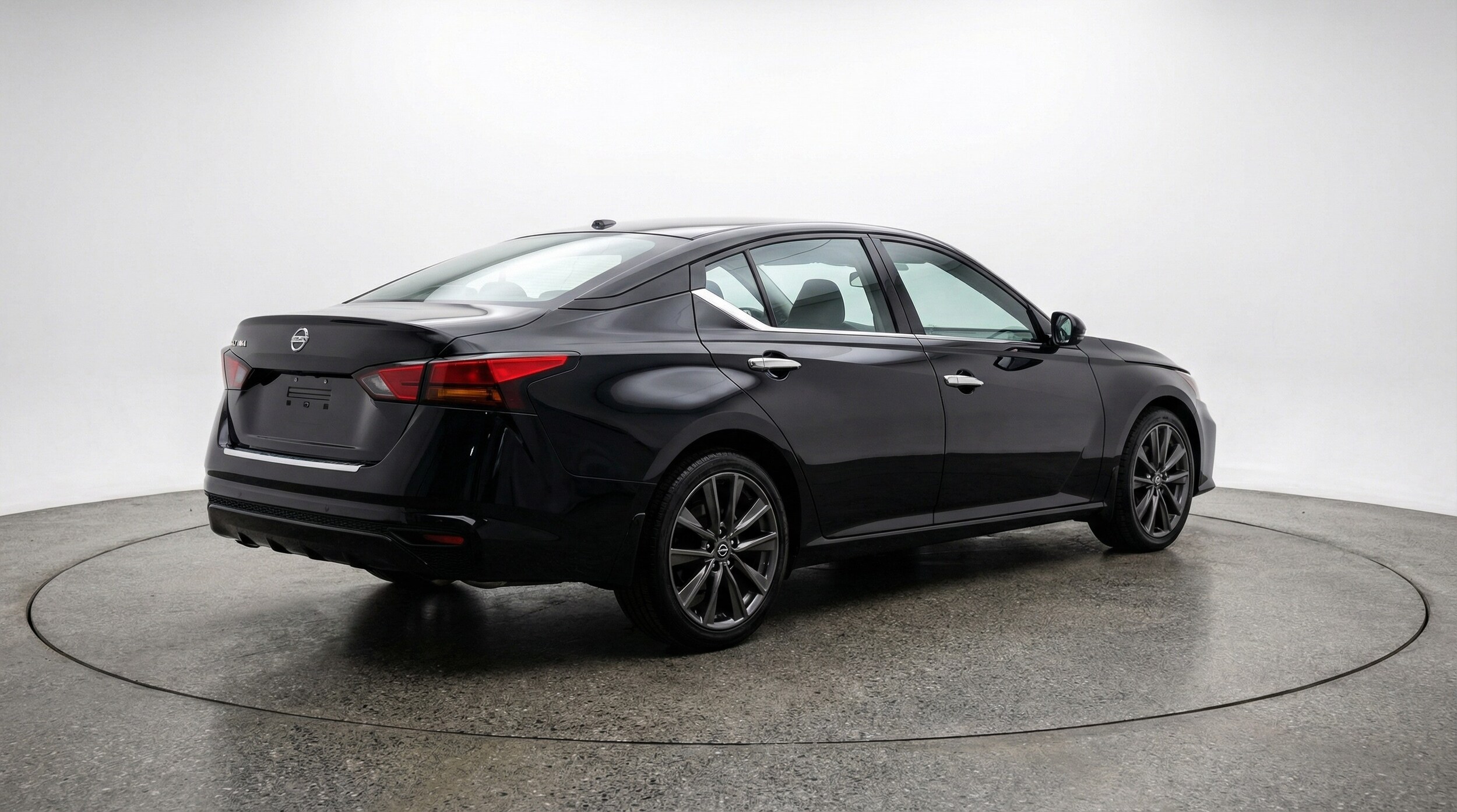 Thumbnail: 2025 Nissan Altima - 7