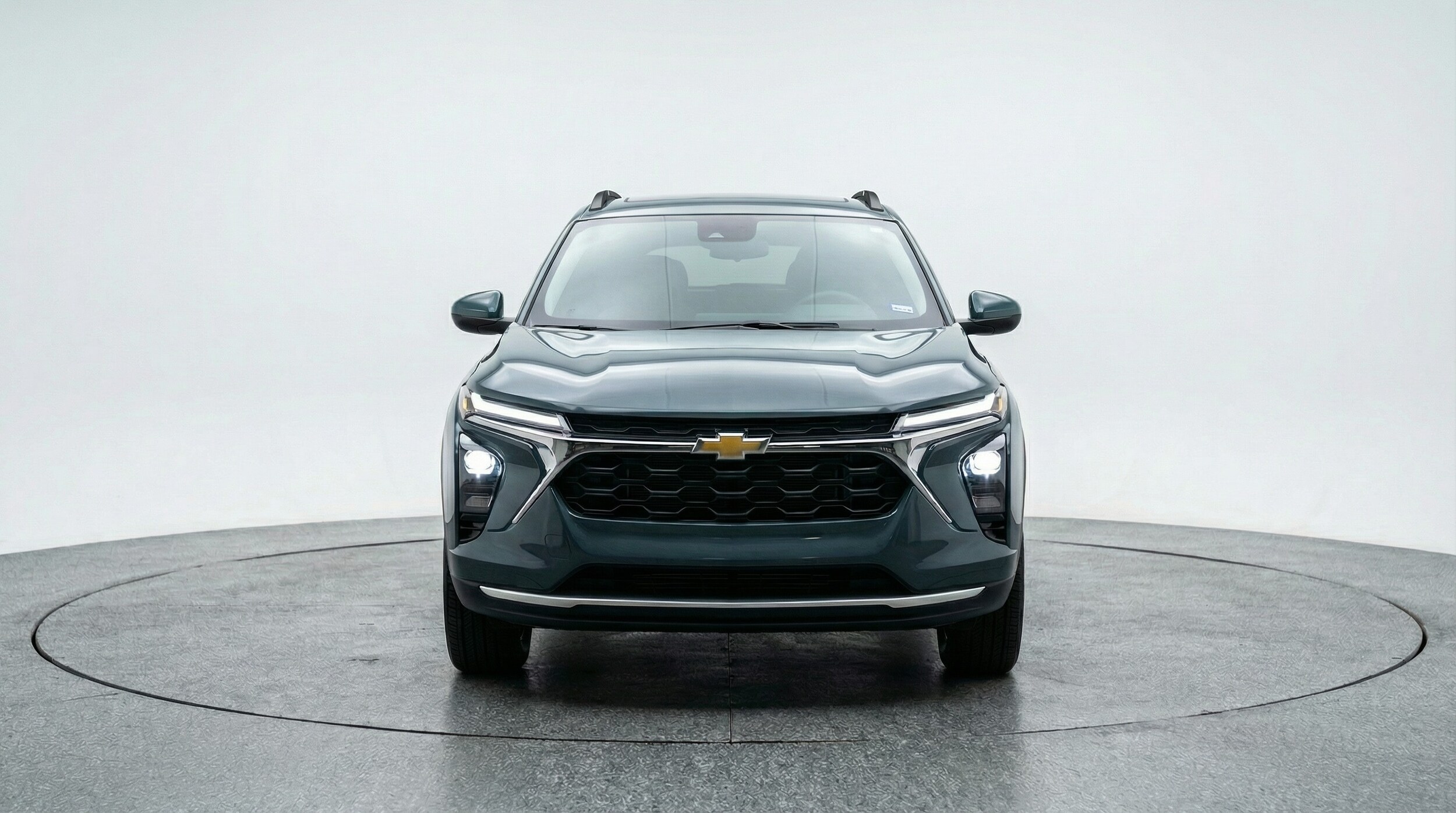 Thumbnail: 2025 Chevrolet Trax - 2