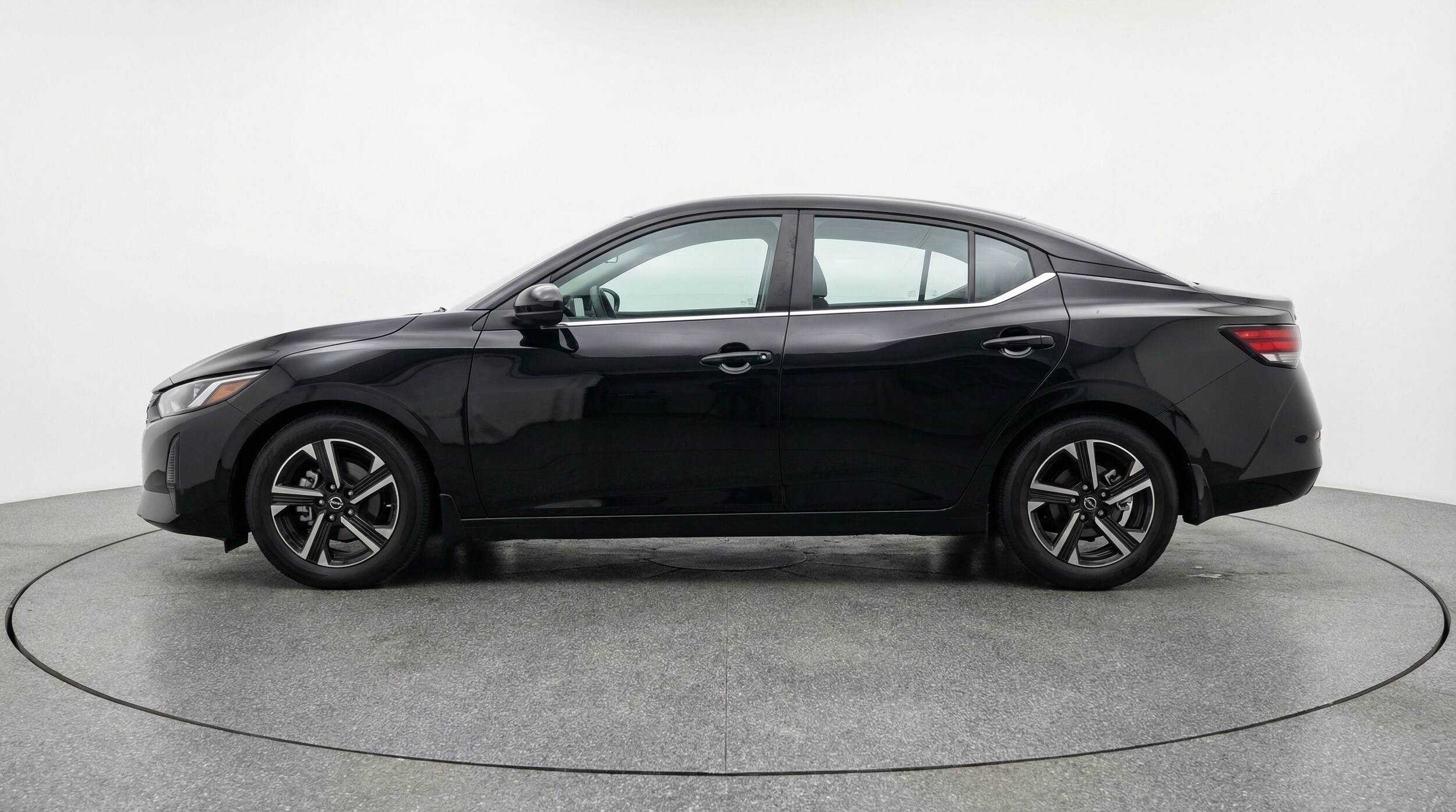 Thumbnail: 2025 Nissan Sentra - 4