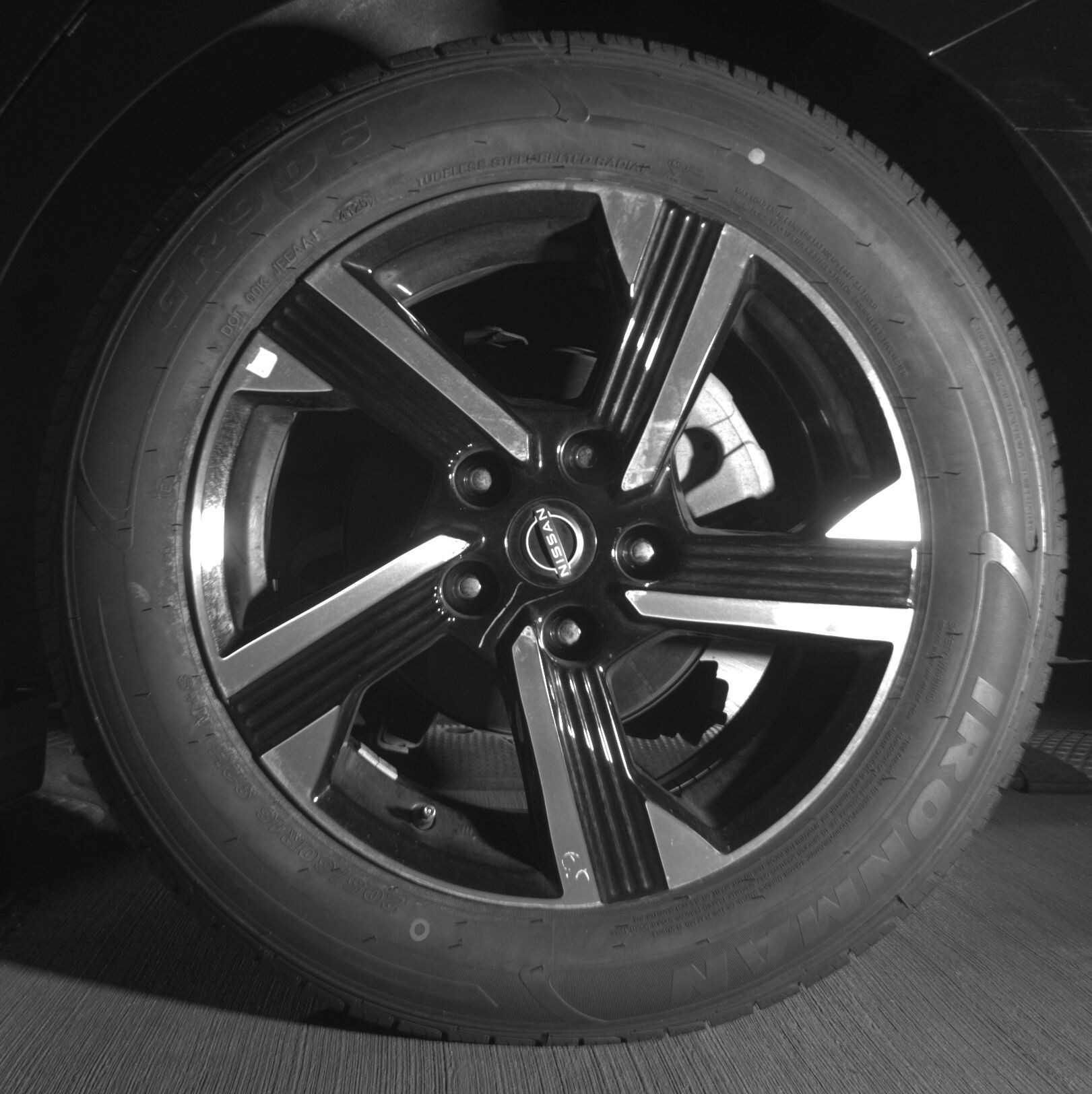 Thumbnail: 2025 Nissan Sentra - 11