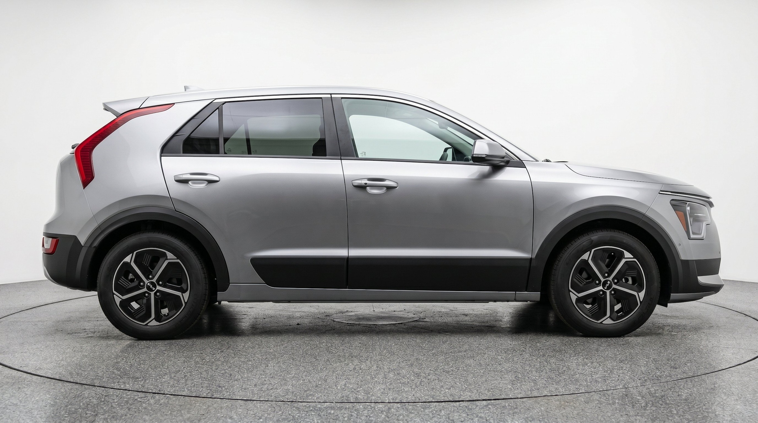 Thumbnail: 2026 Kia Niro - 11