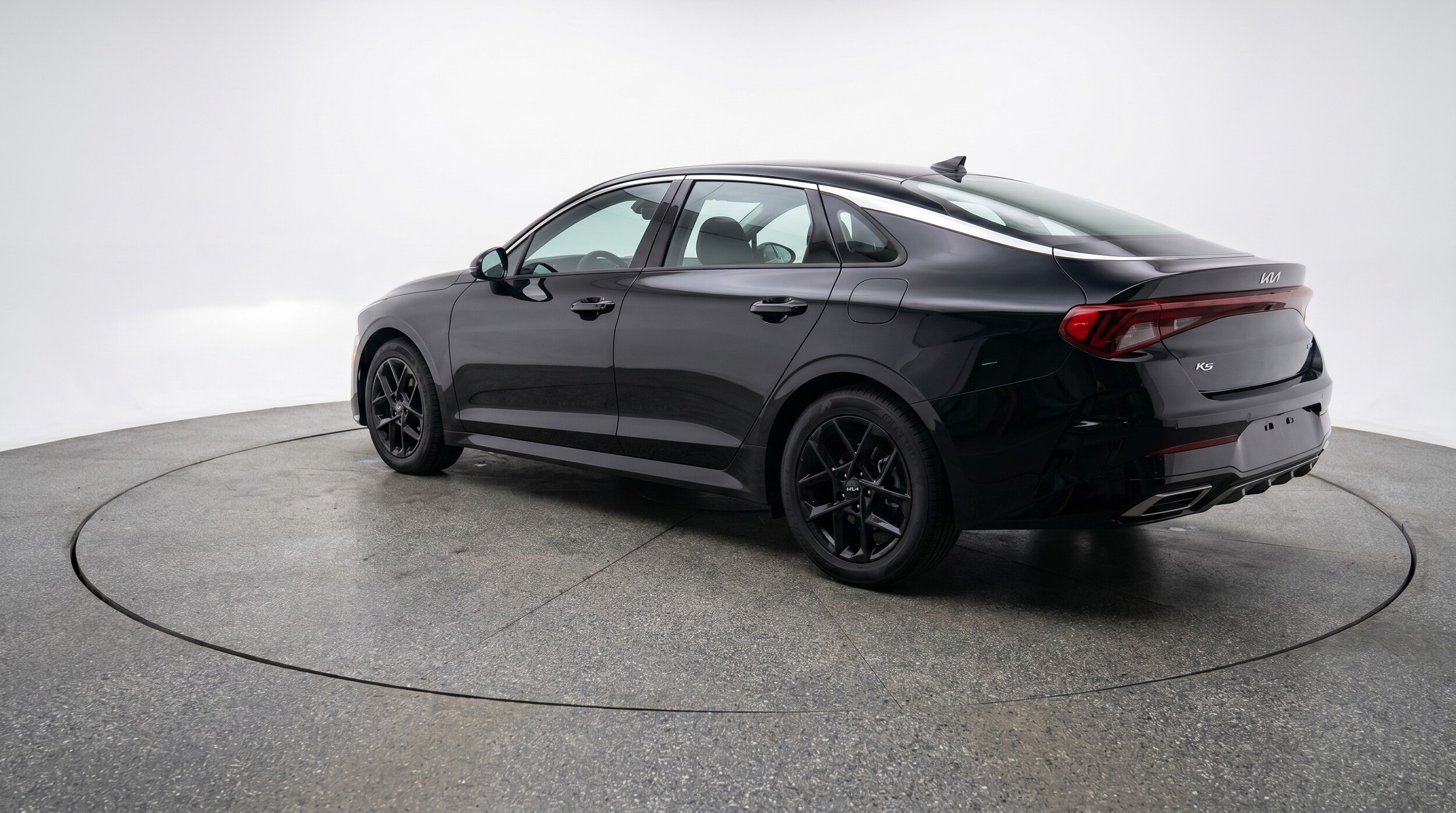 Thumbnail: 2025 Kia K5 - 5