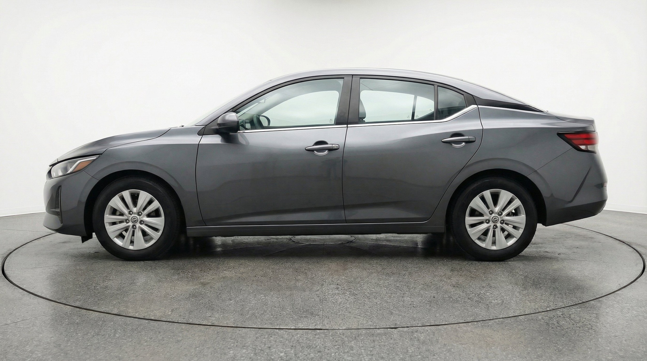 Thumbnail: 2025 Nissan Sentra - 5