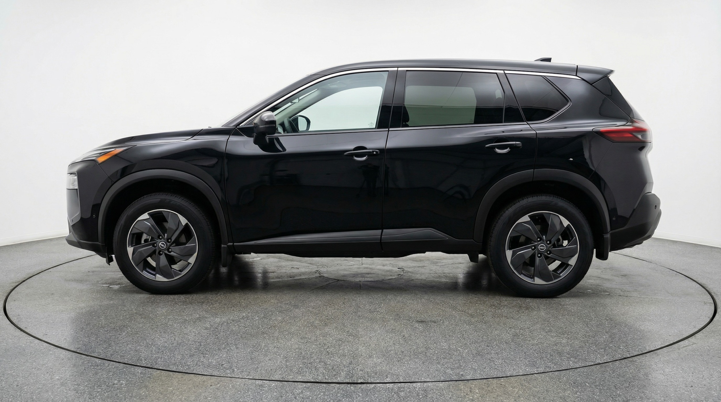 Thumbnail: 2025 Nissan Rogue - 4