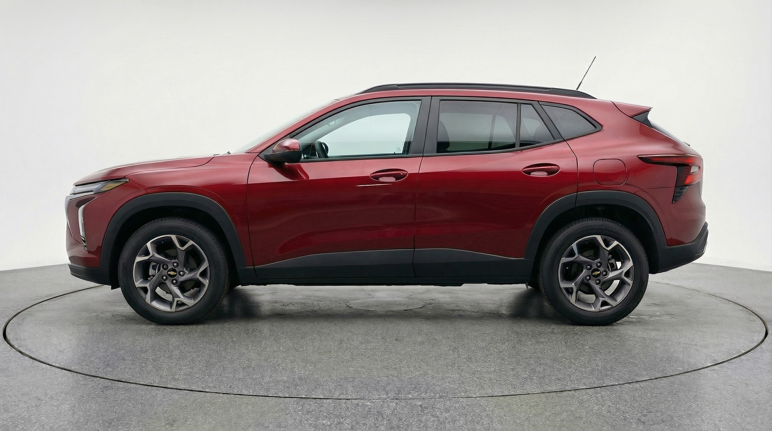 Thumbnail: 2025 Chevrolet Trax - 4