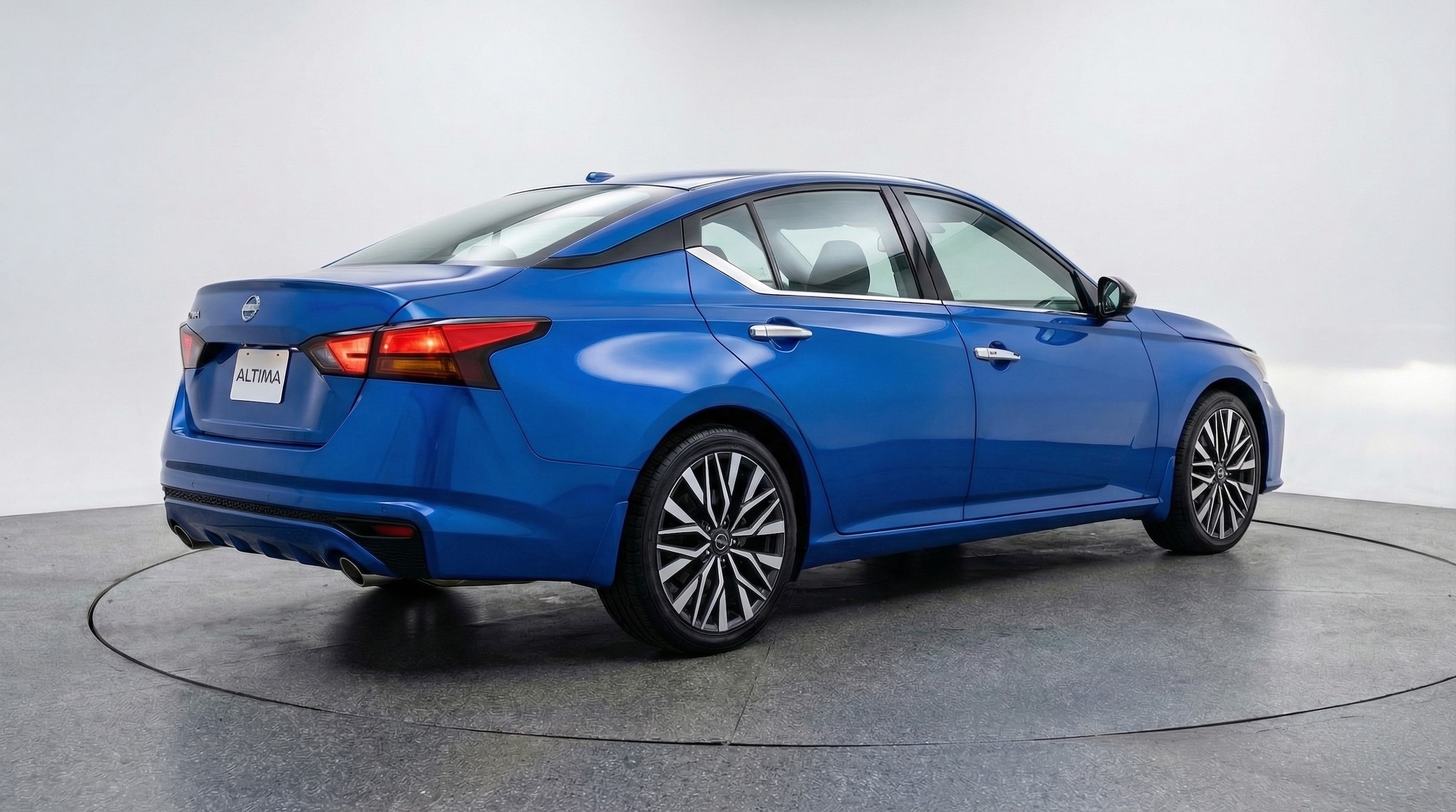 Thumbnail: 2025 Nissan Altima - 7