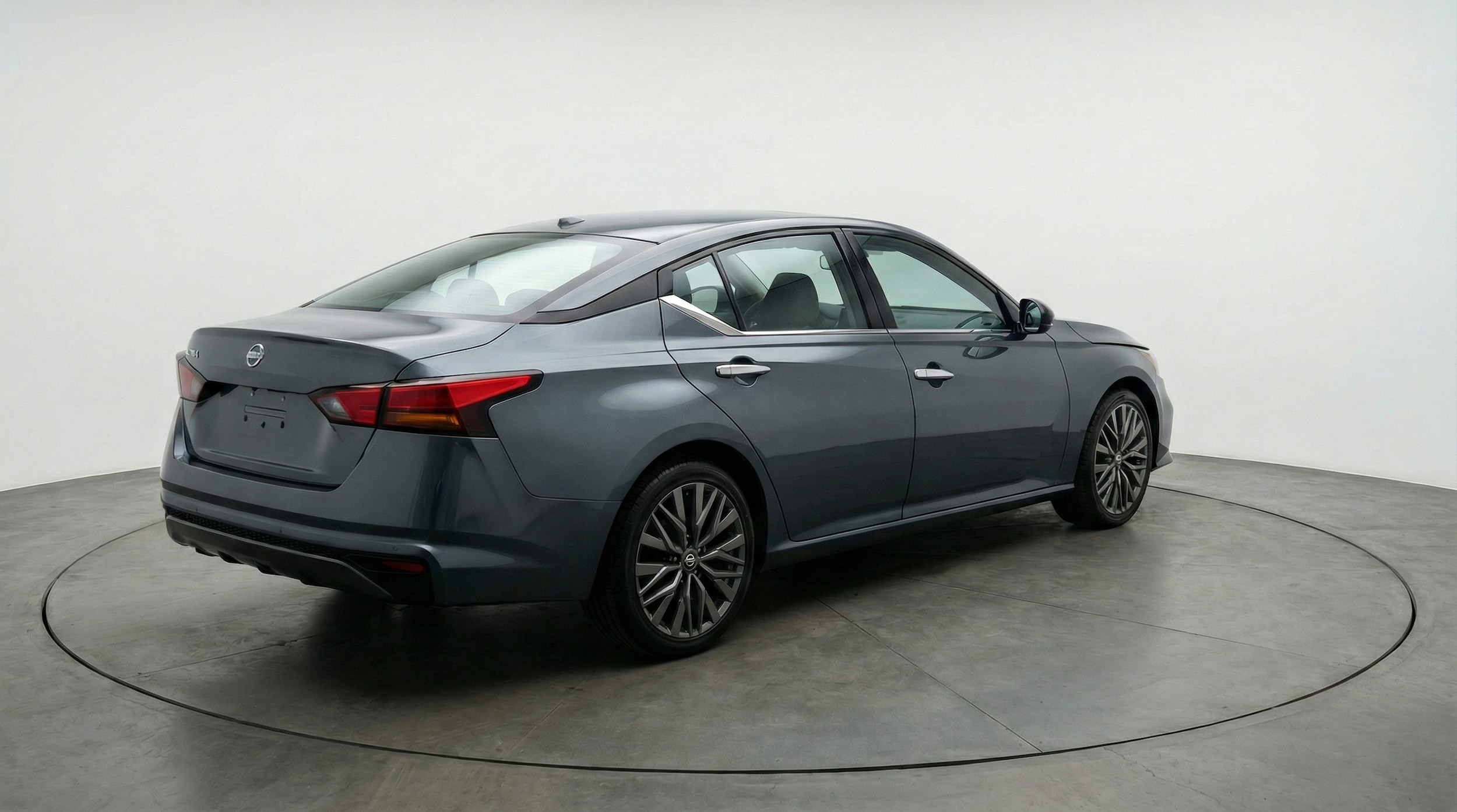 Thumbnail: 2025 Nissan Altima - 7