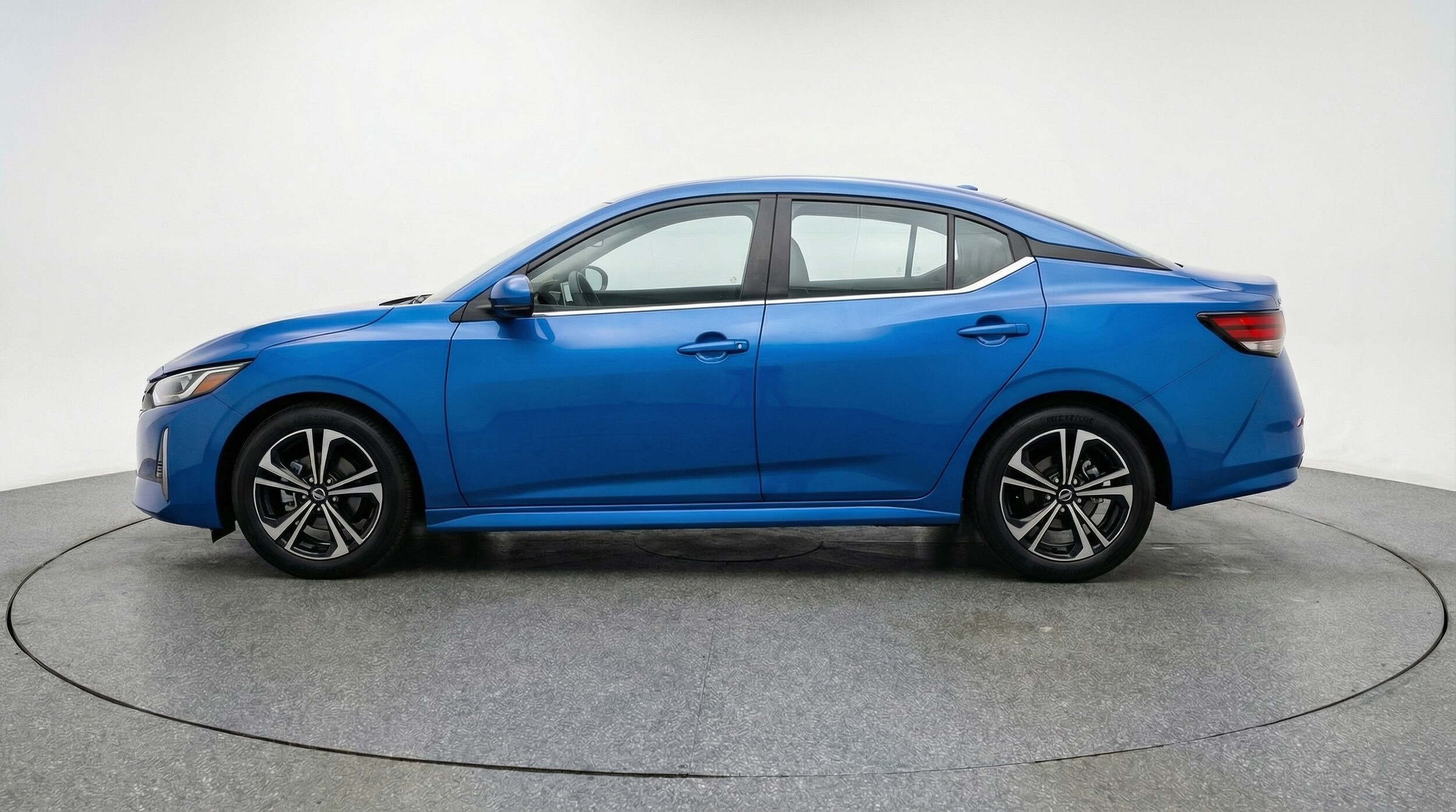 Thumbnail: 2025 Nissan Sentra - 4