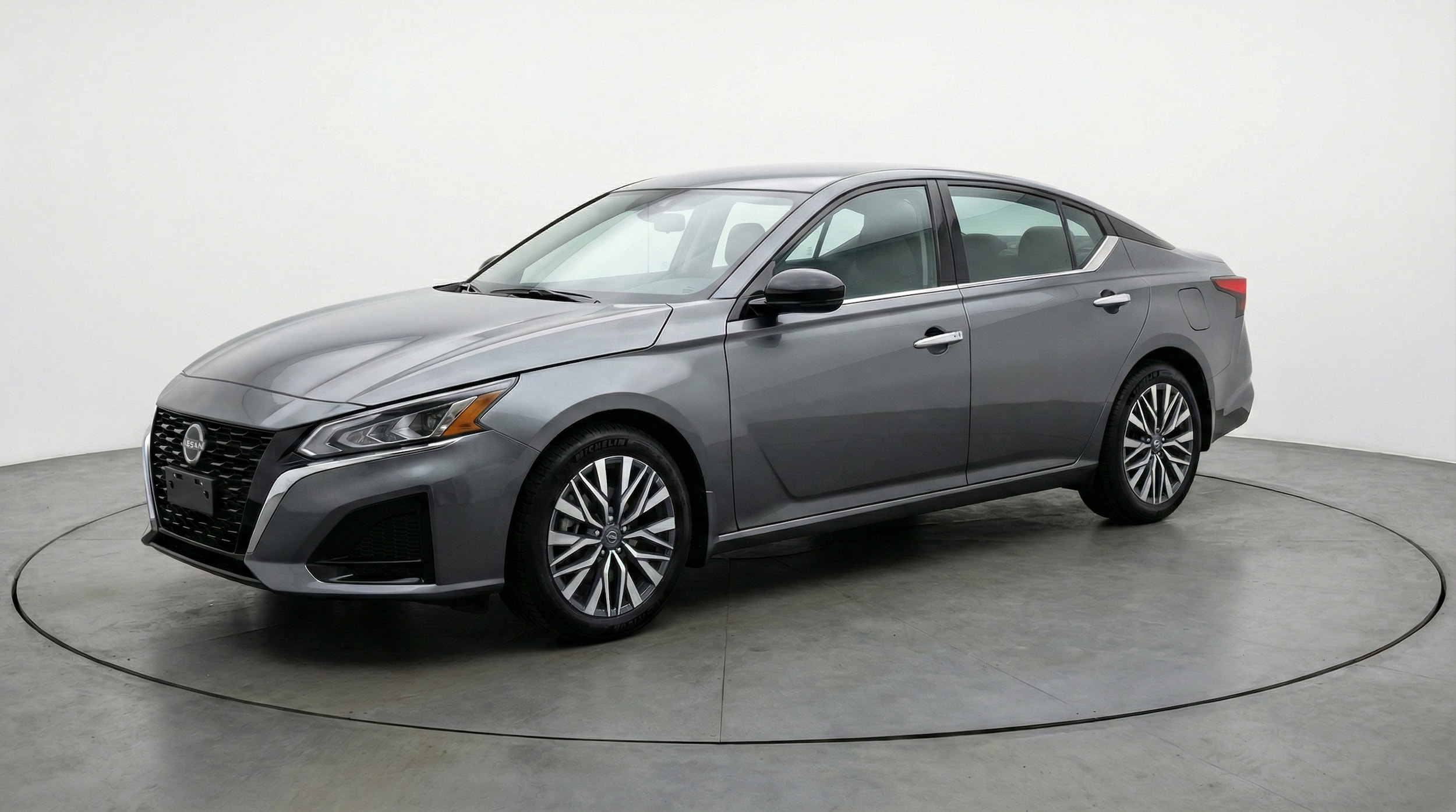 Thumbnail: 2025 Nissan Altima - 3