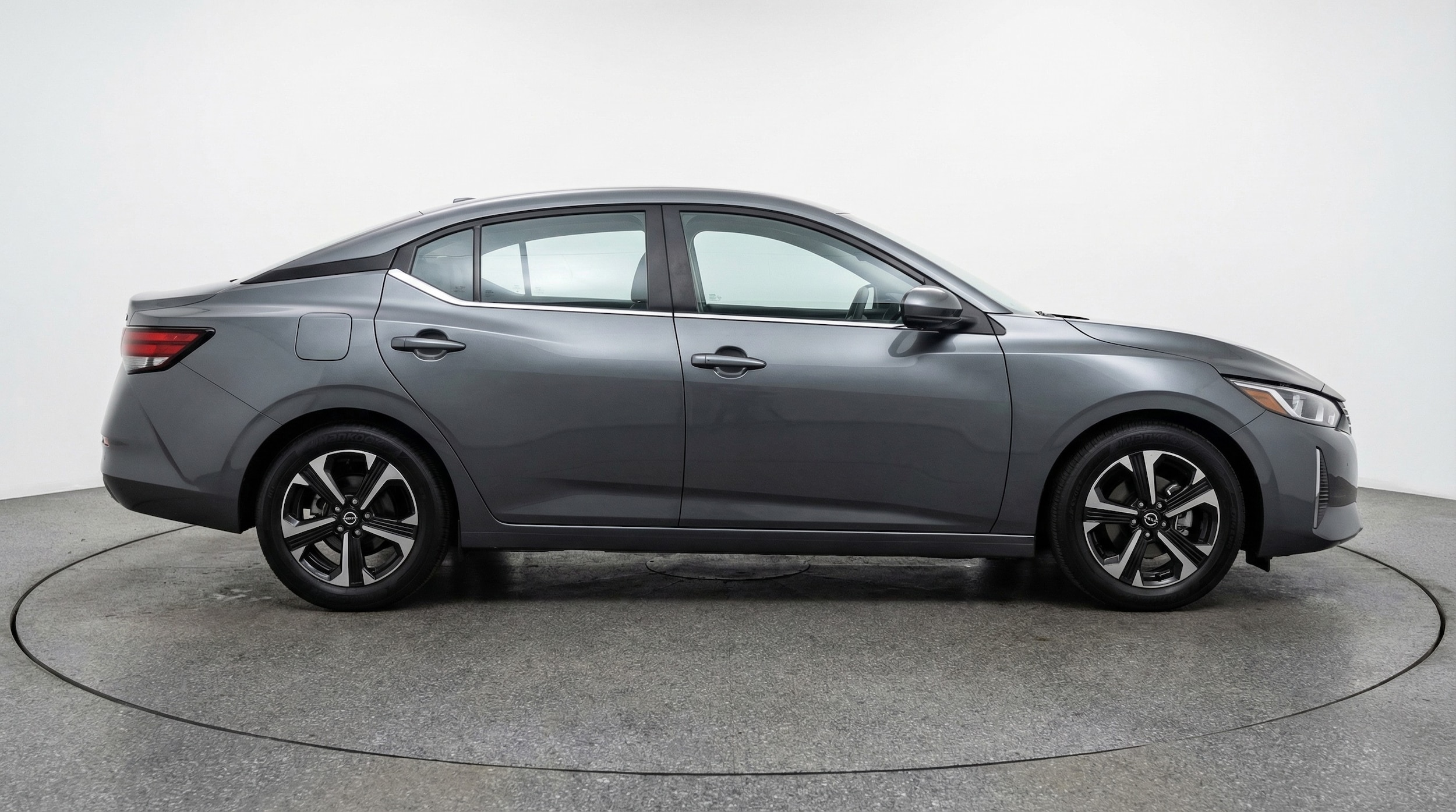 Thumbnail: 2025 Nissan Sentra - 8