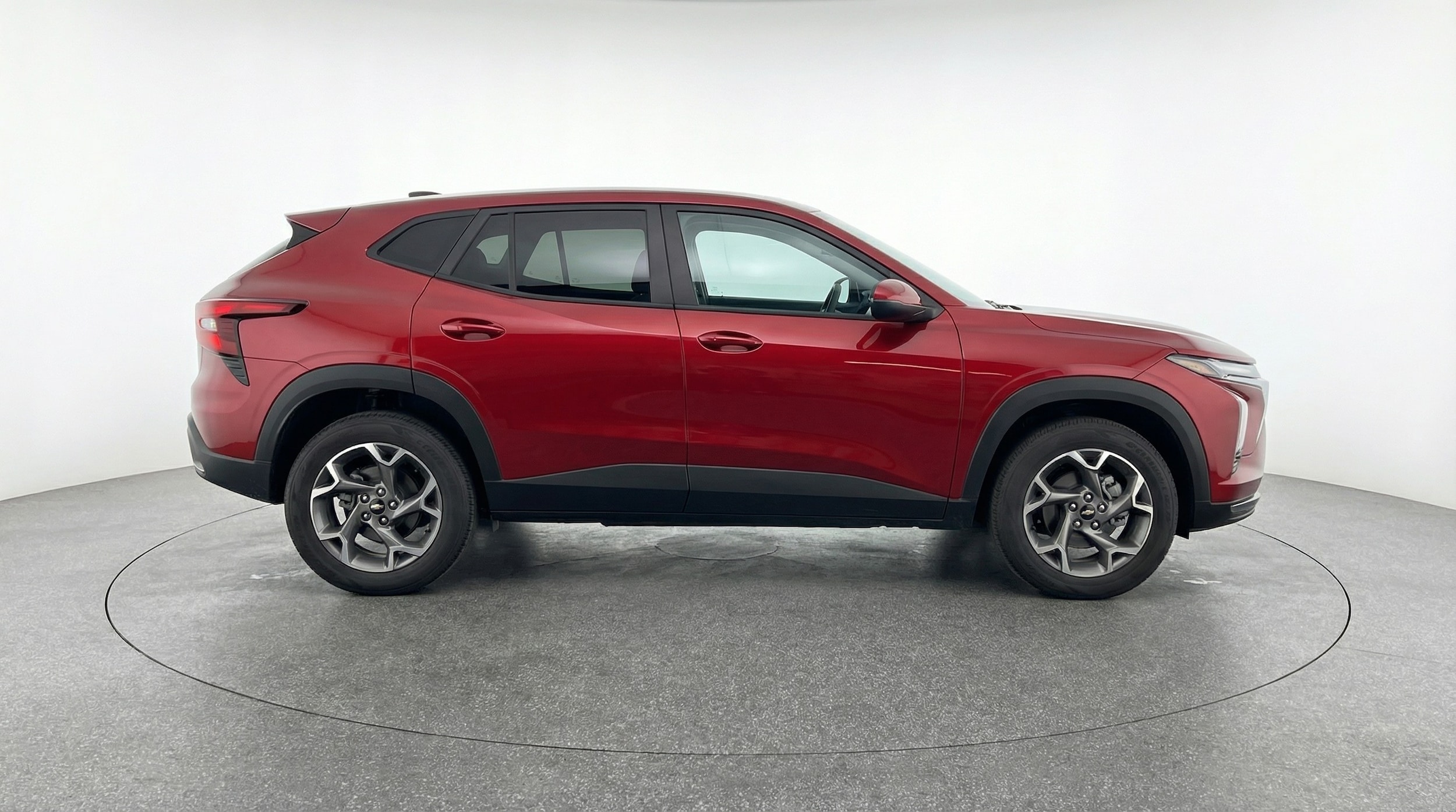 Thumbnail: 2025 Chevrolet Trax - 8