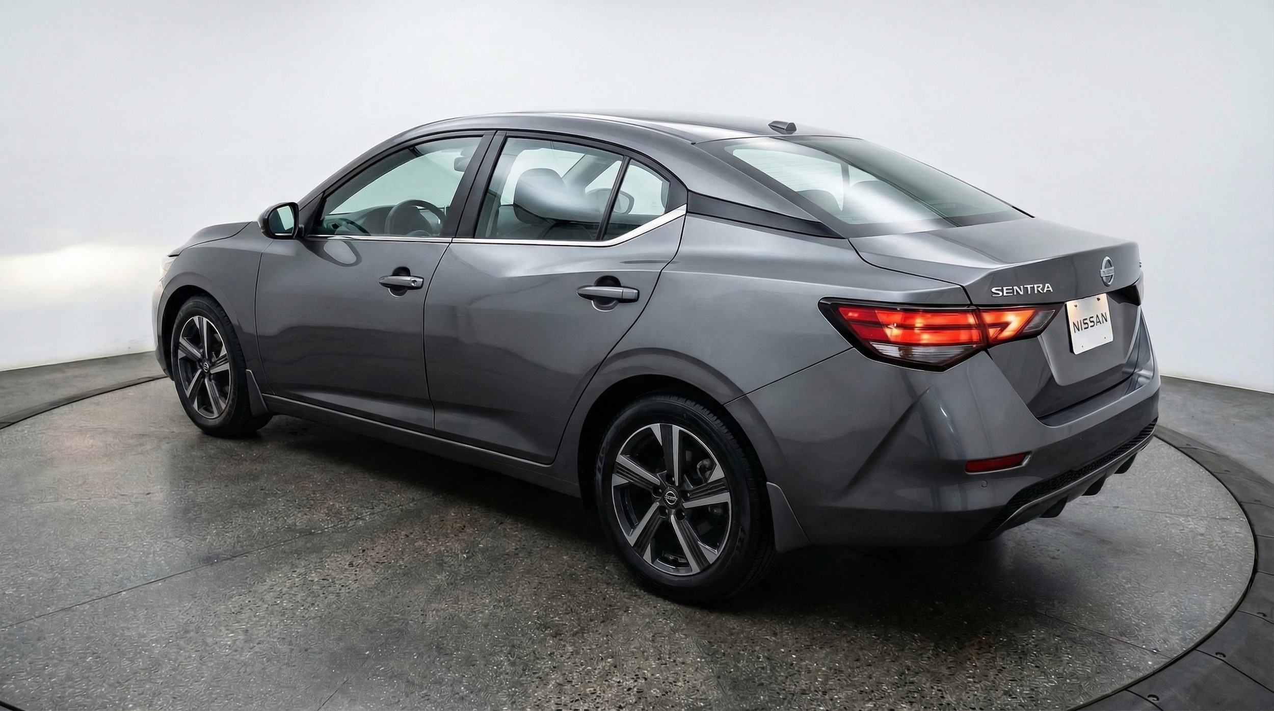 Thumbnail: 2025 Nissan Sentra - 5