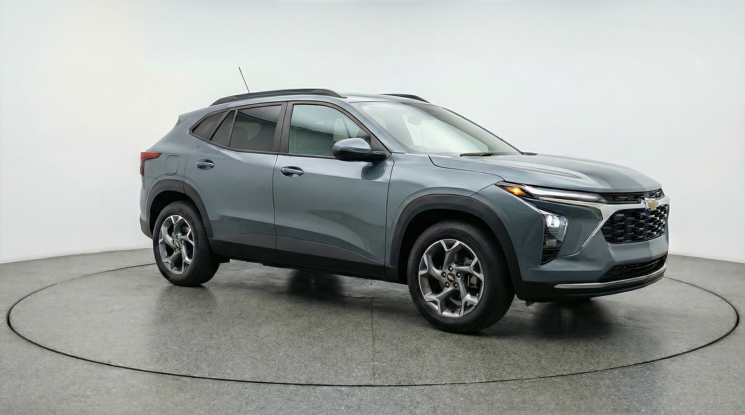 Thumbnail: 2025 Chevrolet Trax - 1