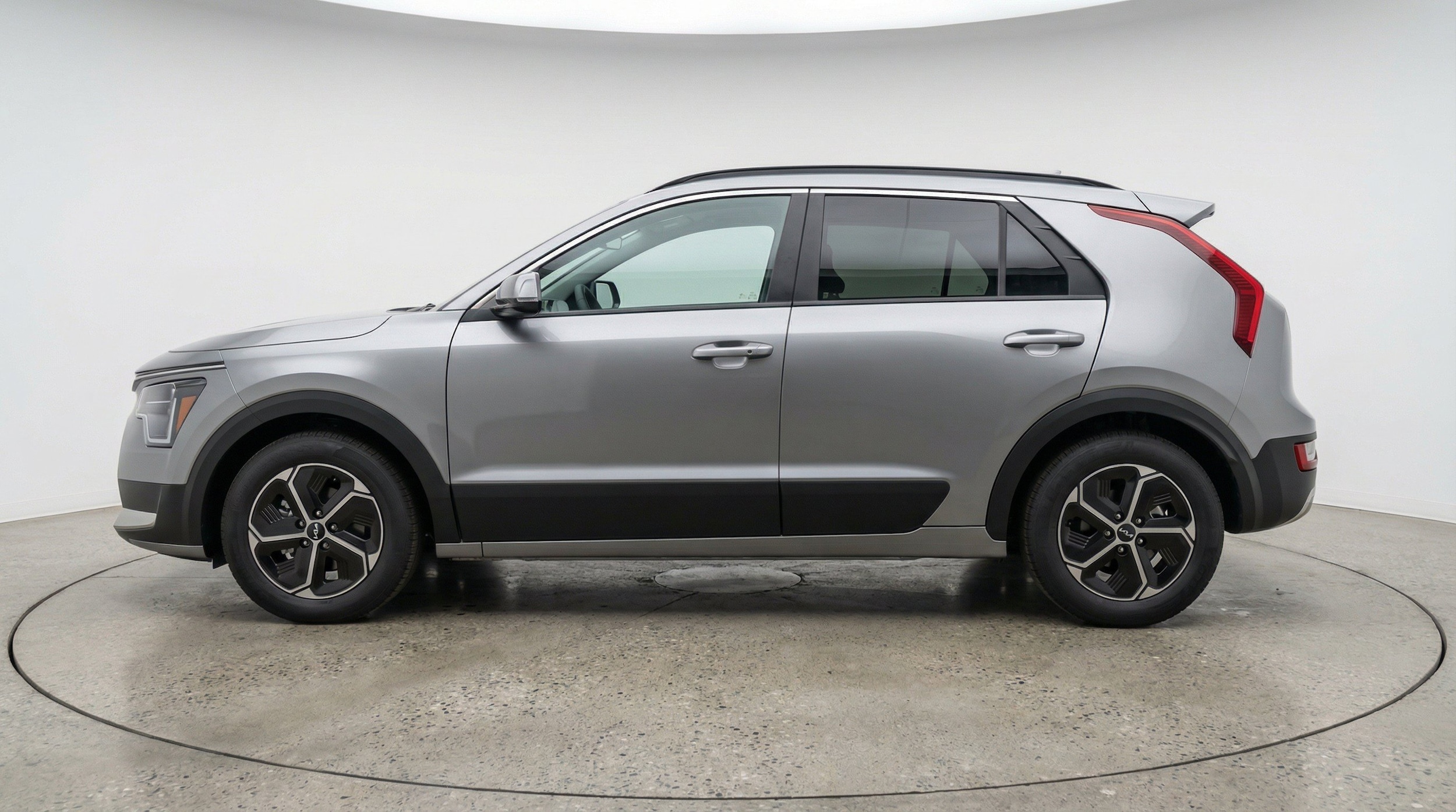 Thumbnail: 2026 Kia Niro - 5