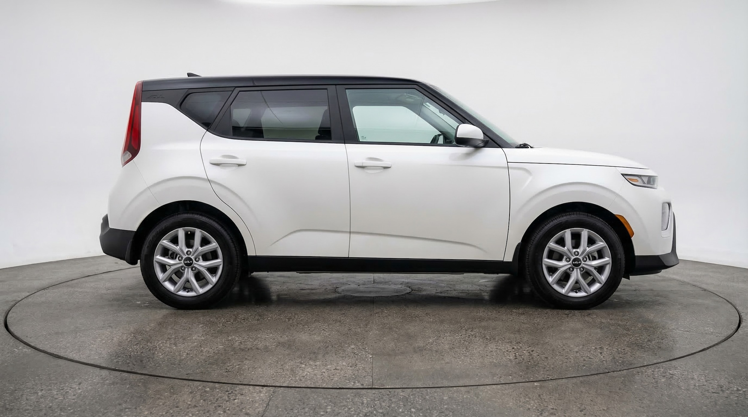 Thumbnail: 2025 Kia Soul - 8