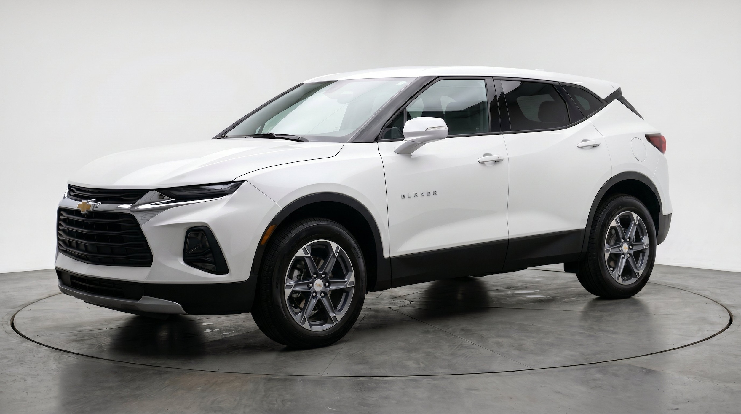 Thumbnail: 2025 Chevrolet Blazer - 3
