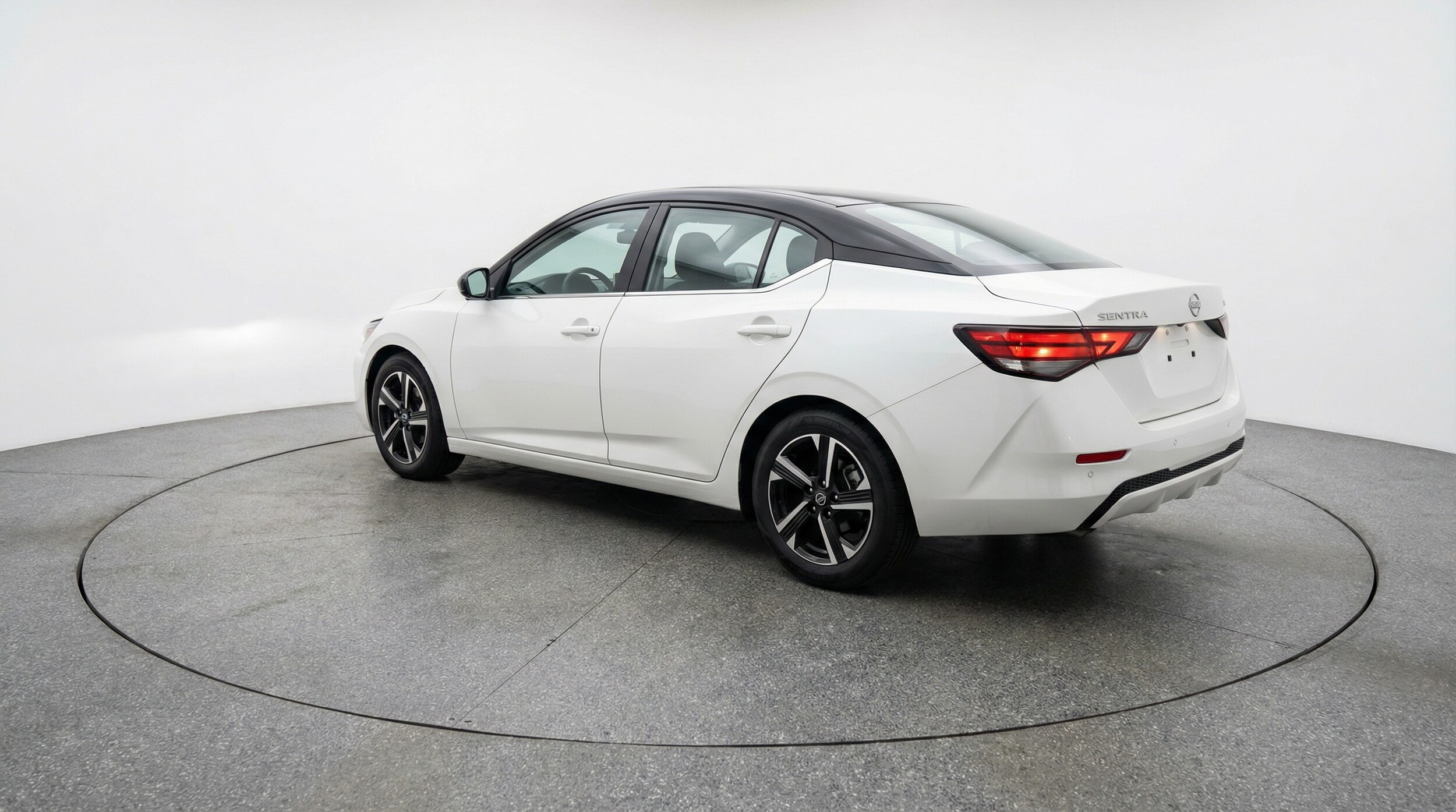 Thumbnail: 2025 Nissan Sentra - 5