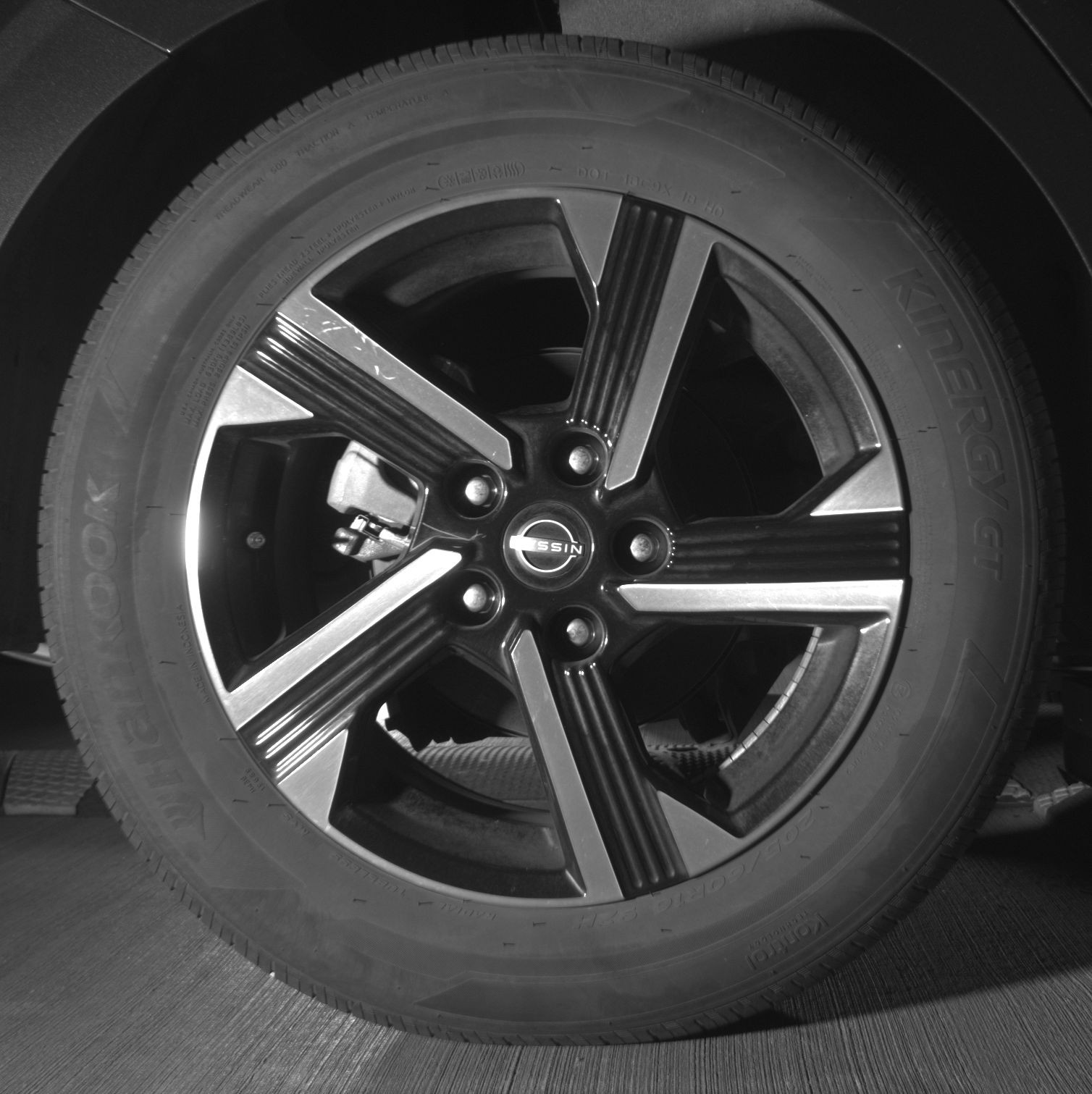 Thumbnail: 2025 Nissan Sentra - 12