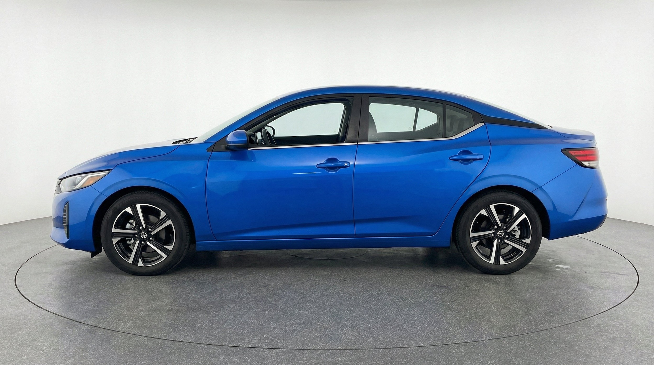 Thumbnail: 2025 Nissan Sentra - 5