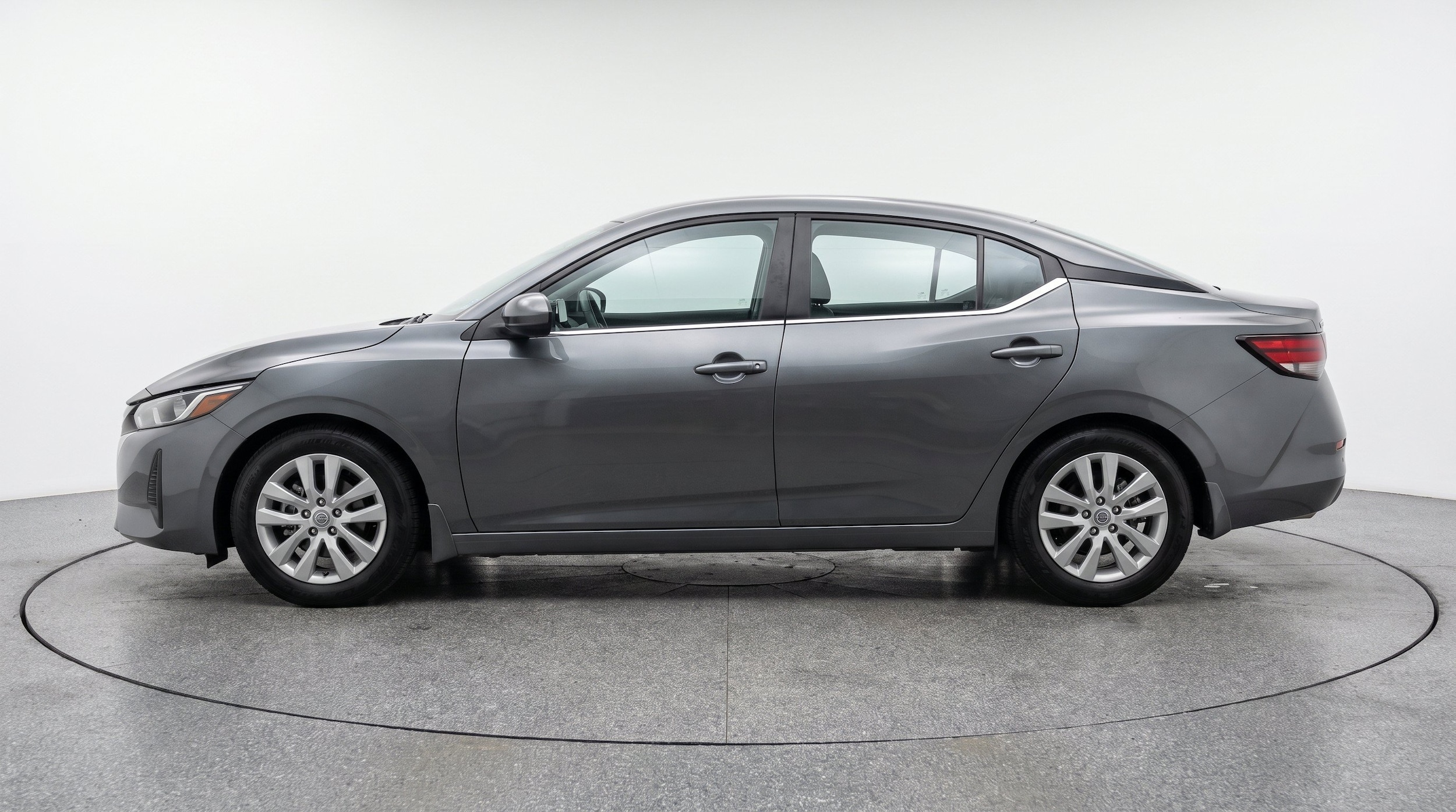 Thumbnail: 2025 Nissan Sentra - 5